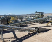 واحد سنگ‌شکن کارخانه آهک خاتون آباد راه‌اندازی شد